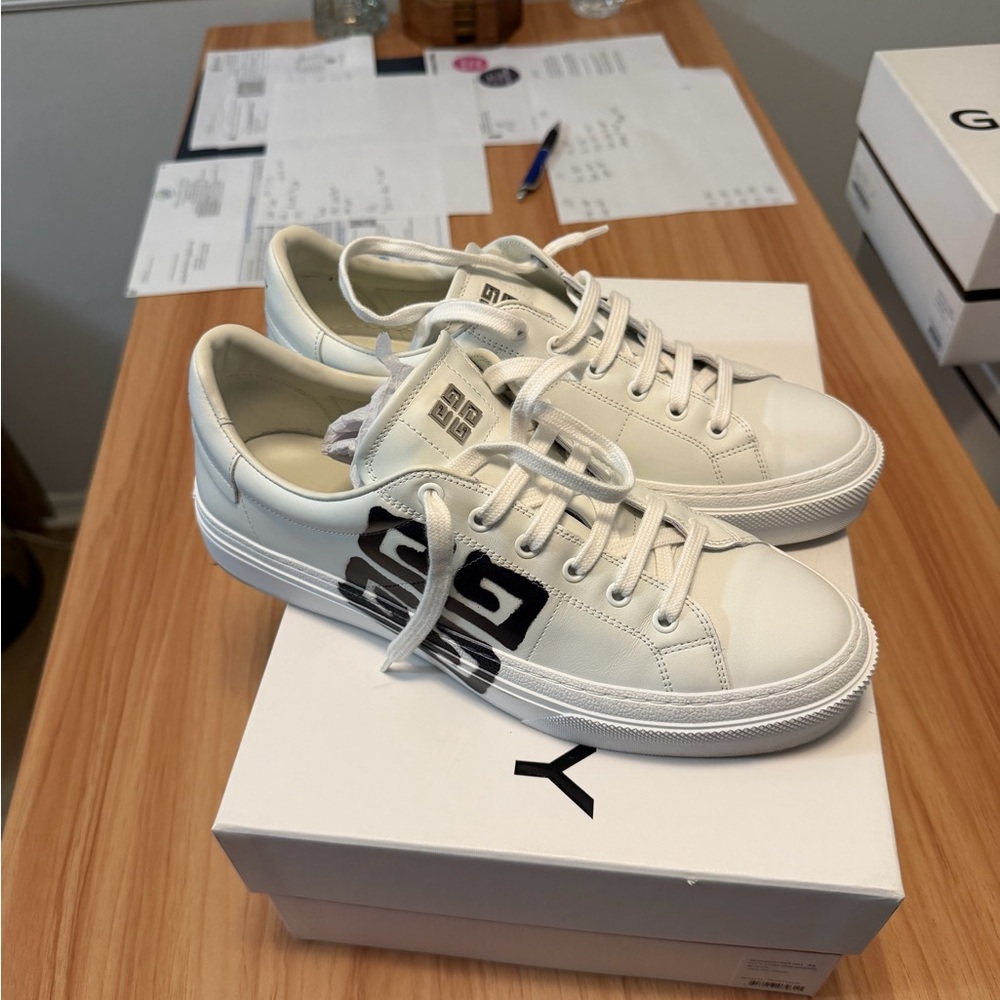 Givenchy Cream Sneakers with Black Logo